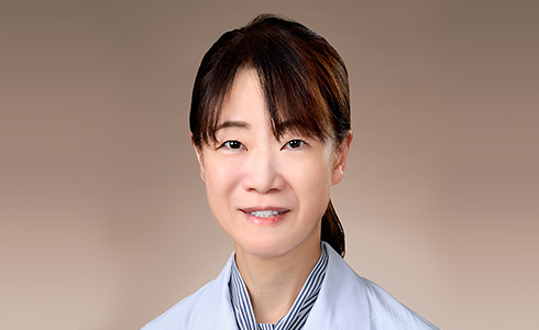 委員長 仲野道代