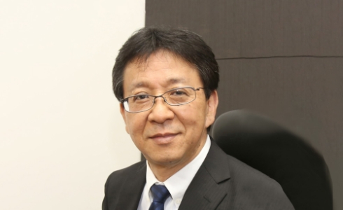 委員長 早崎 治明
